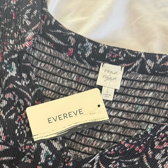 New with Tags- Black patterned tank top from Evereve L - Picture 3 of 3